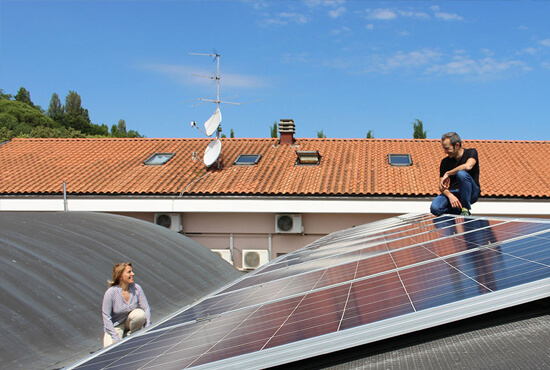 L'impianto fotovoltaico sul tetto della sede di Officina Naturae